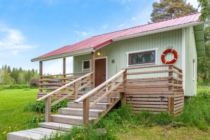 Aulangon Suuren Huvilan rantasauna.